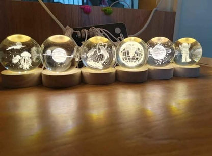 LÁMPARA DE CRISTAL CON BASE LED