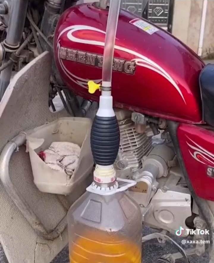 BOMBA DE COMBUSTIBLE 2M